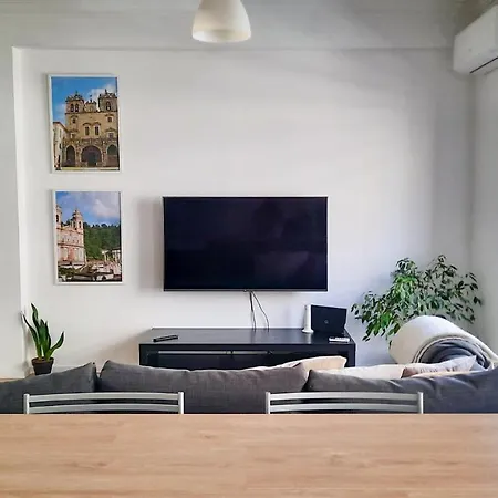 Lovely 2-bedroom - Near Center! Braga